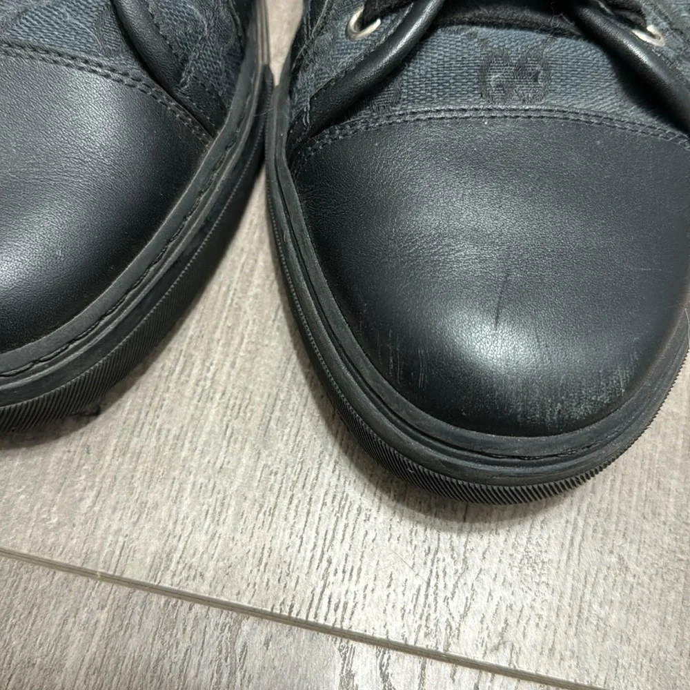 Men’s Gucci sneakers